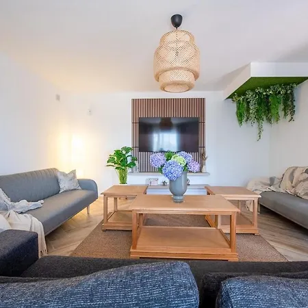 Santa Holiday home Santillana del Mar
